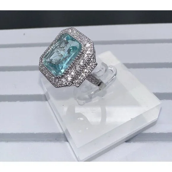 Aquamarine Cubic Zirconia White Crystal Ring Size 7 - Picture 5 of 16